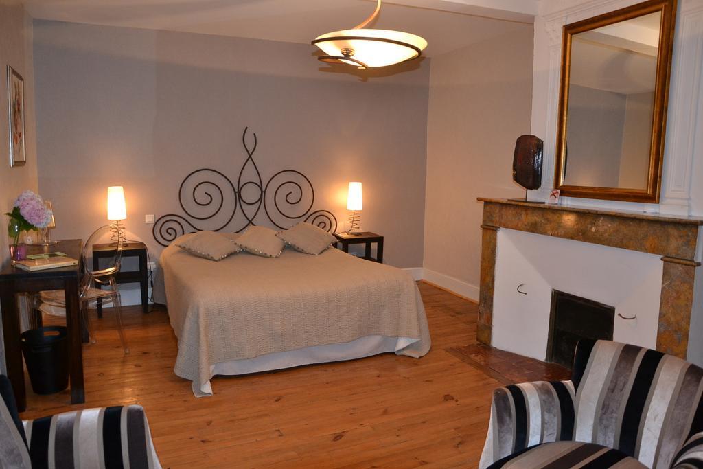 Bed and Breakfast La Baguenaude Marciac Pokoj fotografie